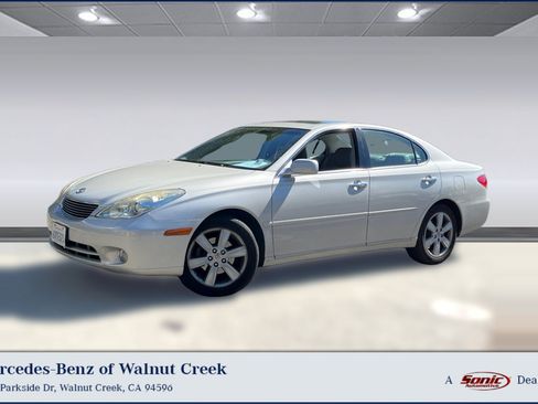 Used 2005 Lexus ES 330 FWD image 1
