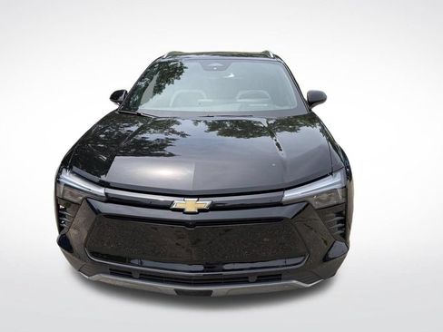Used 2024 Chevrolet Blazer EV LT AWD/4WD image 2