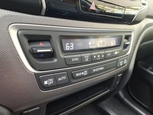 Used 2023 Honda Ridgeline RTL image 13