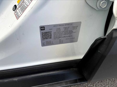 Used 2022 GMC Acadia SLE image 61