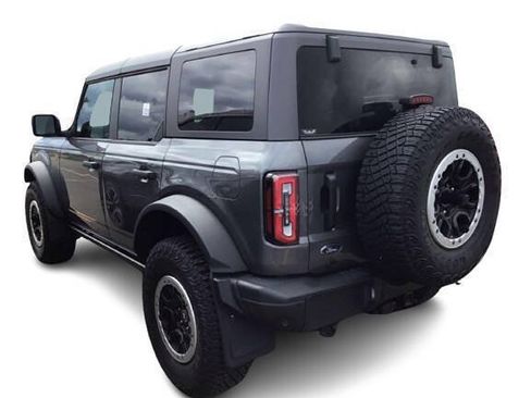 Used 2022 Ford Bronco Badlands w/ Sasquatch Package AWD/4WD image 4