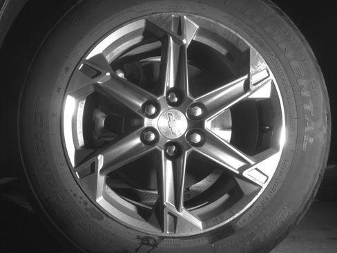 Used 2025 Chevrolet Blazer LT FWD image 12