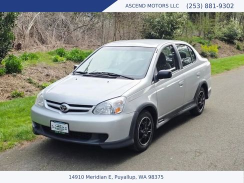 Used 2003 Toyota Echo Sedan image 1