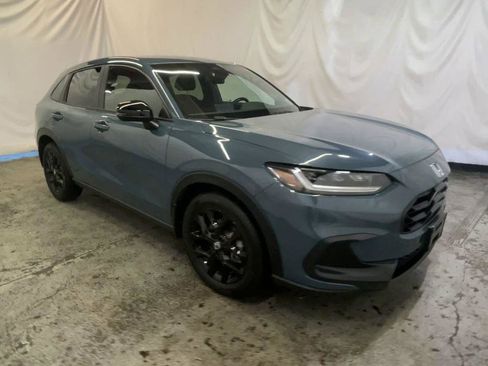 Used 2025 Honda HR-V Sport image 2