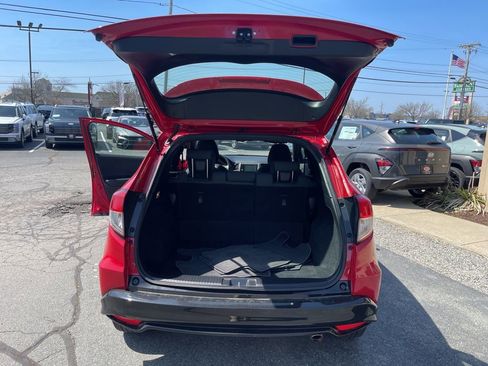 Used 2019 Honda HR-V Sport image 26