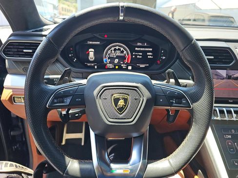 Used 2019 Lamborghini Urus AWD/4WD image 4