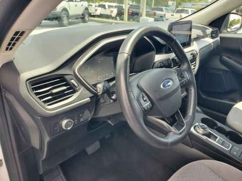 Used 2021 Ford Escape SE w/ SE Sport Appearance Package FWD image 7