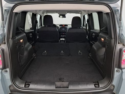 Used 2017 Jeep Renegade Trailhawk image 18