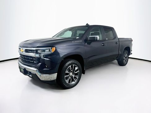 Used 2023 Chevrolet Silverado 1500 LT AWD/4WD image 3