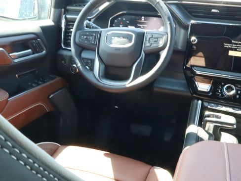 New 2026 GMC Sierra 1500 Denali Ultimate AWD/4WD image 9