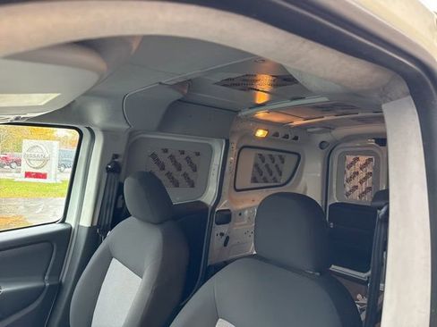 Used 2018 RAM ProMaster City Tradesman image 7