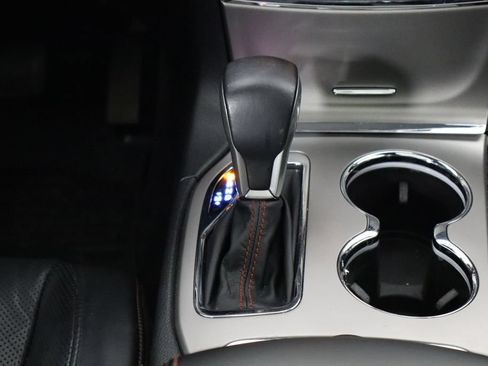 Used 2019 Jeep Grand Cherokee Trailhawk w/ Trailhawk Luxury Group AWD/4WD image 29