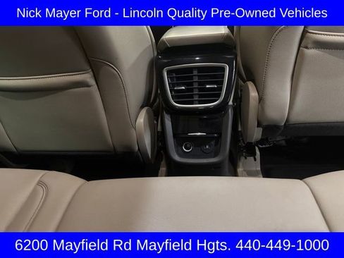 Used 2023 Lincoln Nautilus AWD w/ Premium Package image 18