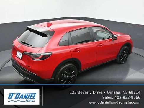Used 2023 Honda HR-V Sport image 18