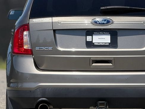 Used 2013 Ford Edge SEL FWD image 13