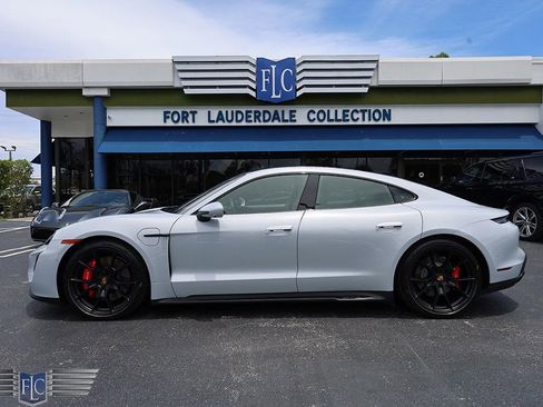Used 2023 Porsche Taycan GTS AWD/4WD image 3
