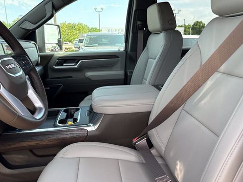 New 2026 GMC Sierra 2500 SLT w/ SLT Premium Package AWD/4WD image 4