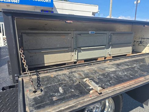 Used 2005 Ford F350 XLT RWD image 11