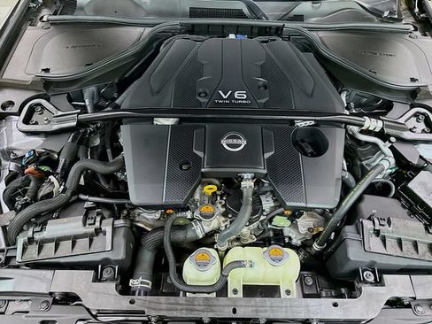 Used 2024 Nissan Z Performance w/ Floor Mat Package RWD image 28