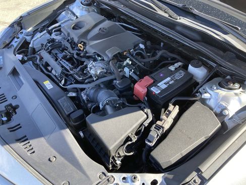 Used 2023 Toyota Camry SE image 40