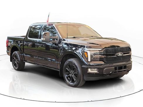Certified 2024 Ford F150 Platinum w/ FX4 Off-Road Package AWD/4WD image 4