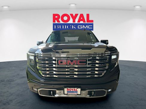 Used 2022 GMC Sierra 1500 Denali image 3