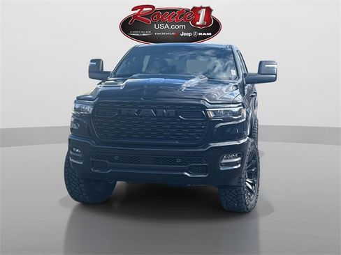 New 2026 RAM 1500 4x4 Crew Cab image 2
