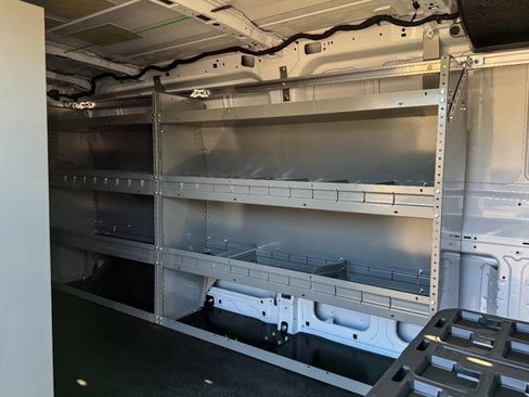 Used 2024 Ford E-Transit Low Roof image 18