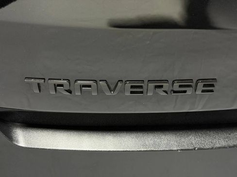 Used 2020 Chevrolet Traverse LT w/ LPO, Cargo Package FWD image 12