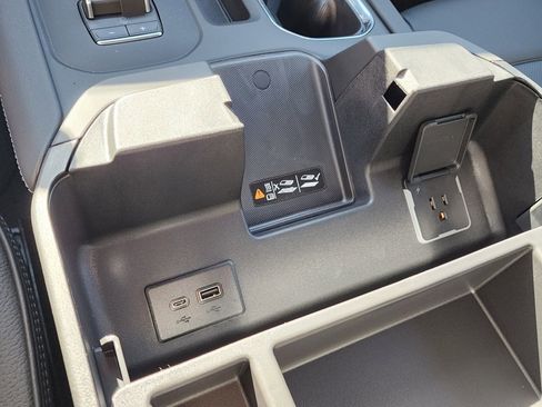 New 2026 GMC Sierra 2500 Denali w/ Denali Reserve Package image 36