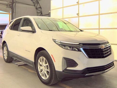 Used 2022 Chevrolet Equinox LT FWD image 5