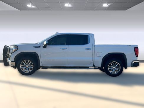 Used 2022 GMC Sierra 1500 SLT image 2