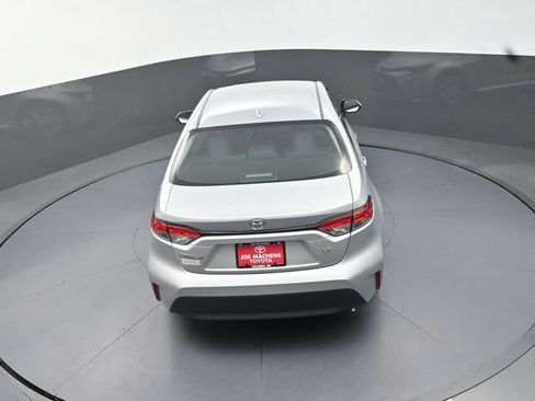 Used 2024 Toyota Corolla LE FWD image 27