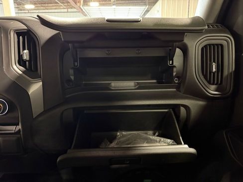 Used 2022 Chevrolet Silverado 1500 W/T image 21