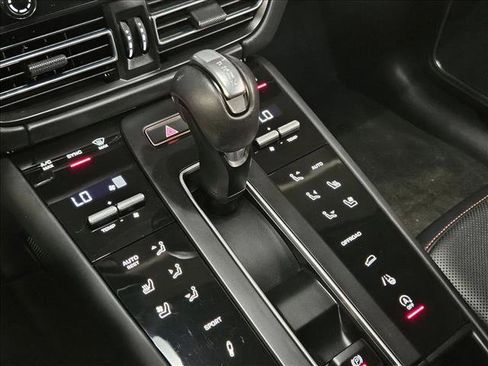 Used 2023 Porsche Macan GTS image 12