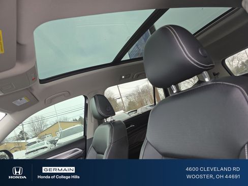 Used 2021 Volkswagen Atlas SEL R-Line image 5