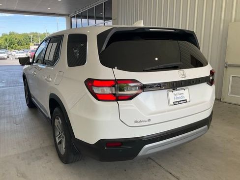 Certified 2024 Honda Pilot EX-L image 21