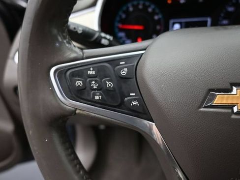 Used 2020 Chevrolet Malibu LT w/ Leather Package FWD image 4