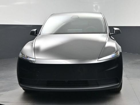 Used 2026 Tesla Model Y 2WD image 6