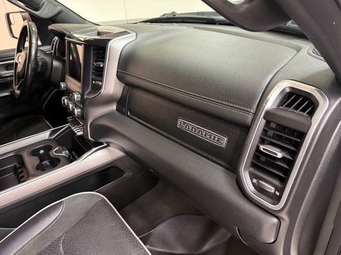 Used 2020 RAM 1500 Laramie w/ Sport Appearance Package AWD/4WD image 33