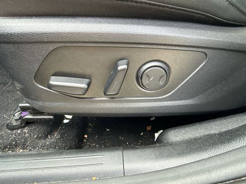 Used 2023 Kia Sportage EX image 36