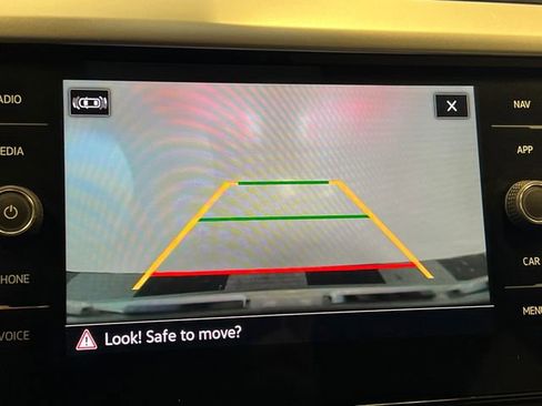 Certified 2022 Volkswagen Arteon SE image 25