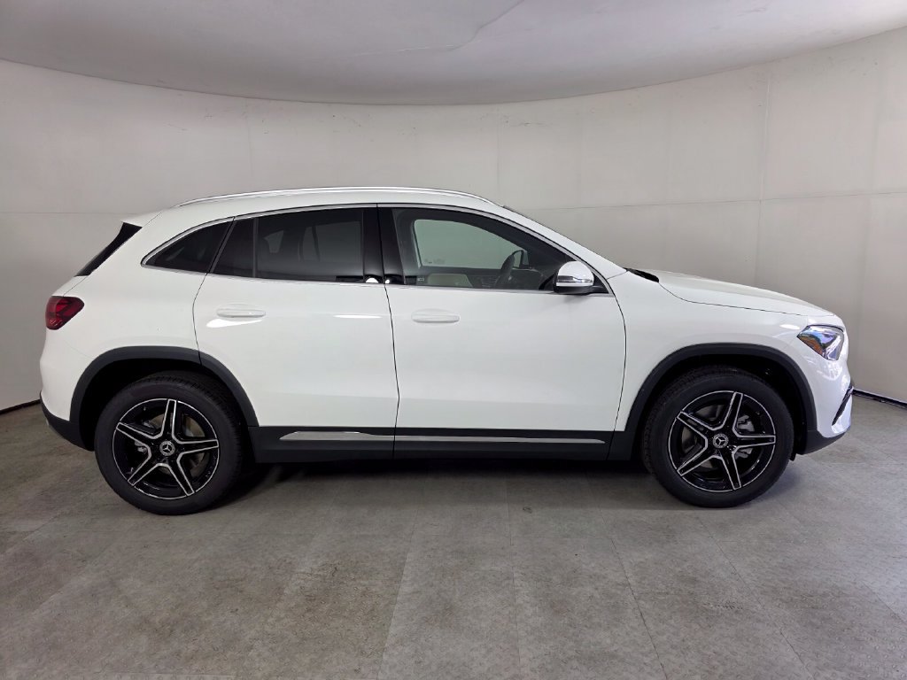 New 2026 Mercedes-Benz GLA 250 image 3