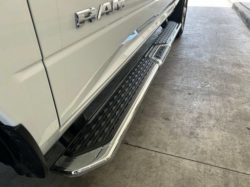 Used 2024 RAM 2500 Big Horn AWD/4WD image 16