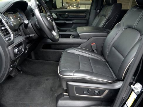 Used 2020 RAM 1500 Limited w/ Black Appearance Package image 15