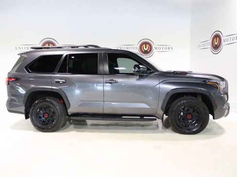 Used 2025 Toyota Sequoia TRD Pro AWD/4WD image 5