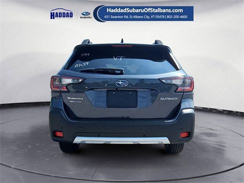 Certified 2025 Subaru Outback Limited image 4