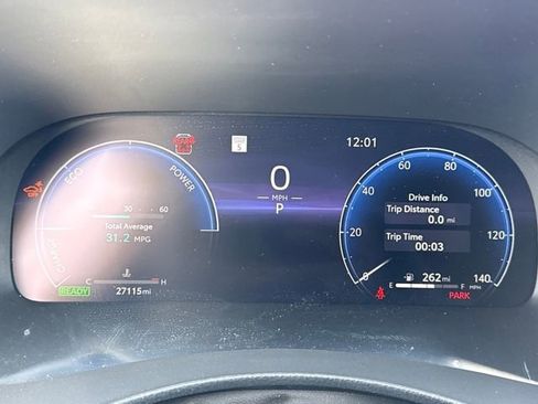 Used 2024 Toyota Highlander Platinum image 18