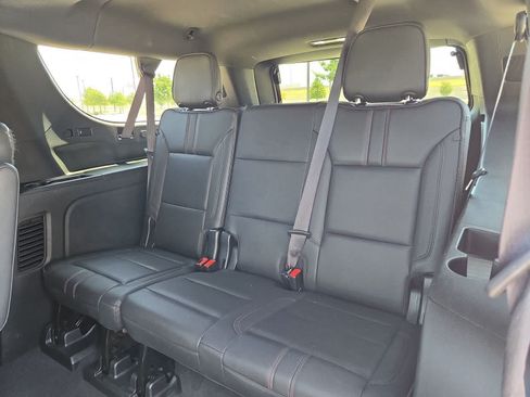 Used 2022 Chevrolet Suburban RST w/ Luxury Package RWD image 38