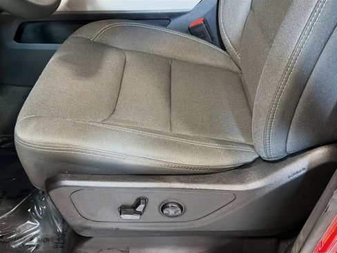 Used 2024 RAM 1500 Big Horn AWD/4WD image 21